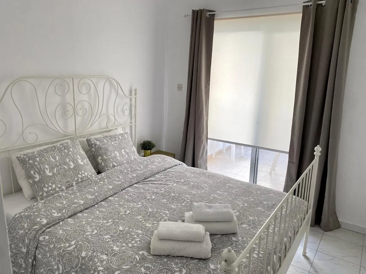 Kontheo Elli Ground Apt 2 Near The Beach Apartment Larnaca Cyprus